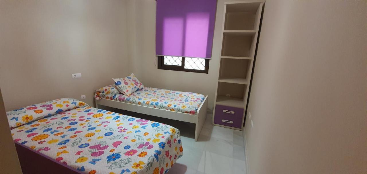Apartamento Ciudad De Rota Exterior photo